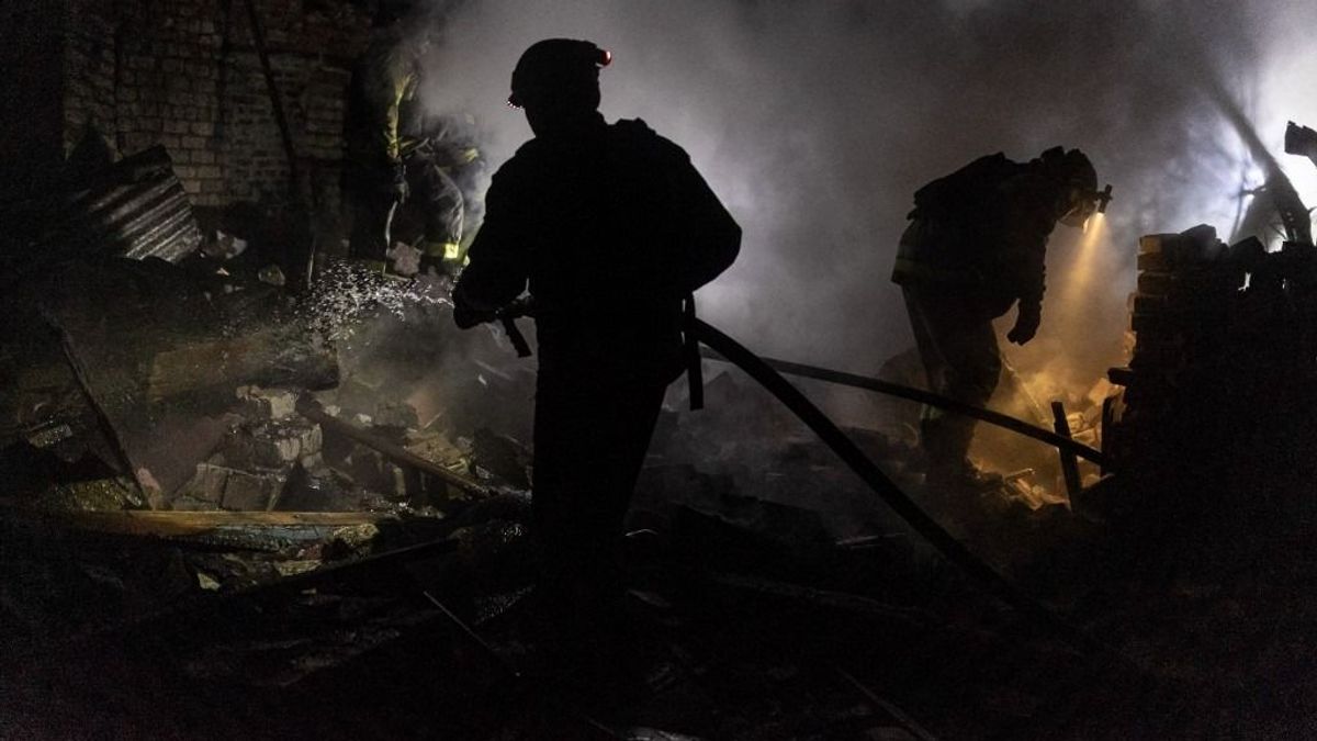 Sír lett a lakóházból az orosz támadás következtében