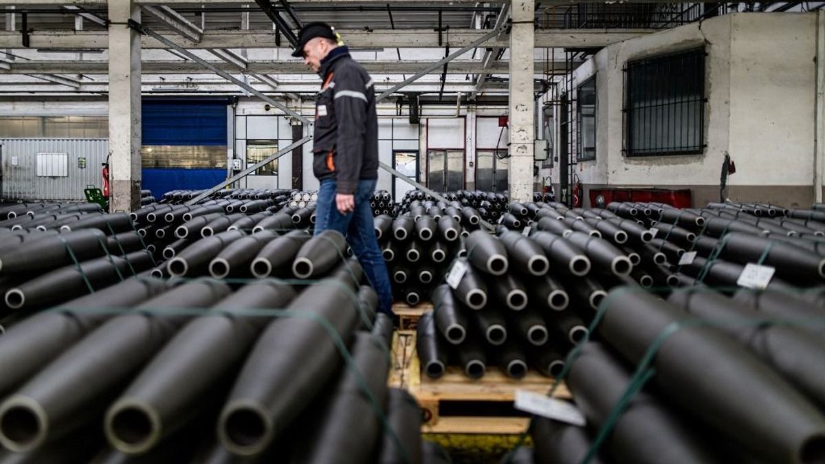 A Tisza és a DK brüsszeli nagykoalíciója a háború folytatására szavazott