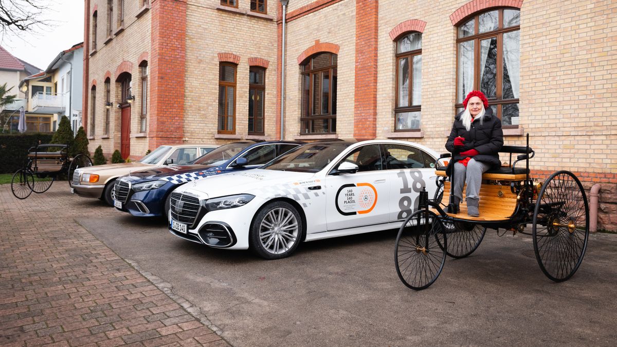 Különleges jubileumi évre készül a világ legelső autógyártója