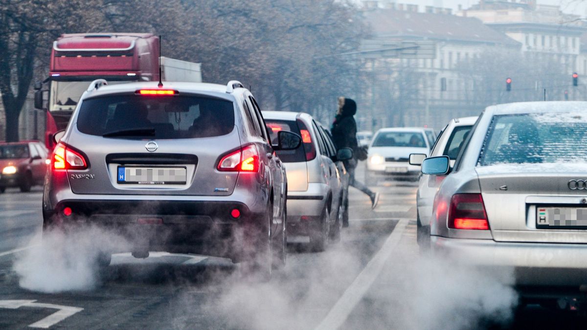 Fontos tennivalóra figyelmeztet a NAV a gépjárműadó-mentességgel kapcsolatban