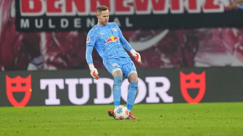 Napirenden Gulácsi Péter szerződéshosszabbítása.