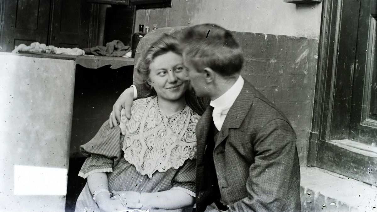 A mézes csóktól a legényfogó levesig – szerelmi varázsételek a magyar konyhából