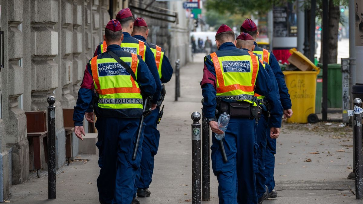 Fokozott ellenőrzést rendeltek el a kitörés napja miatt