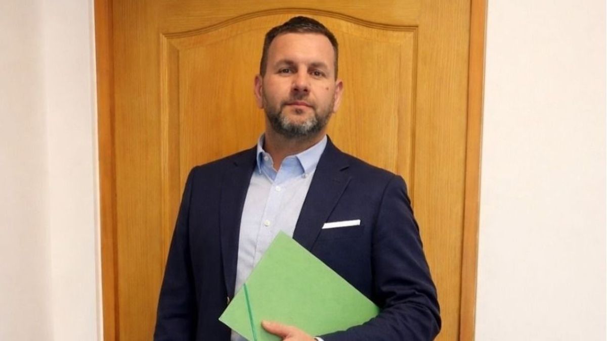 Békéscsabán kilépett egy képviselő a tiszás frakcióból