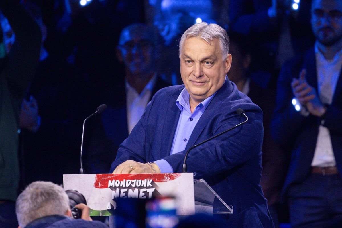 DPK Esztergom
Fidesz kampány
Orbán Viktor