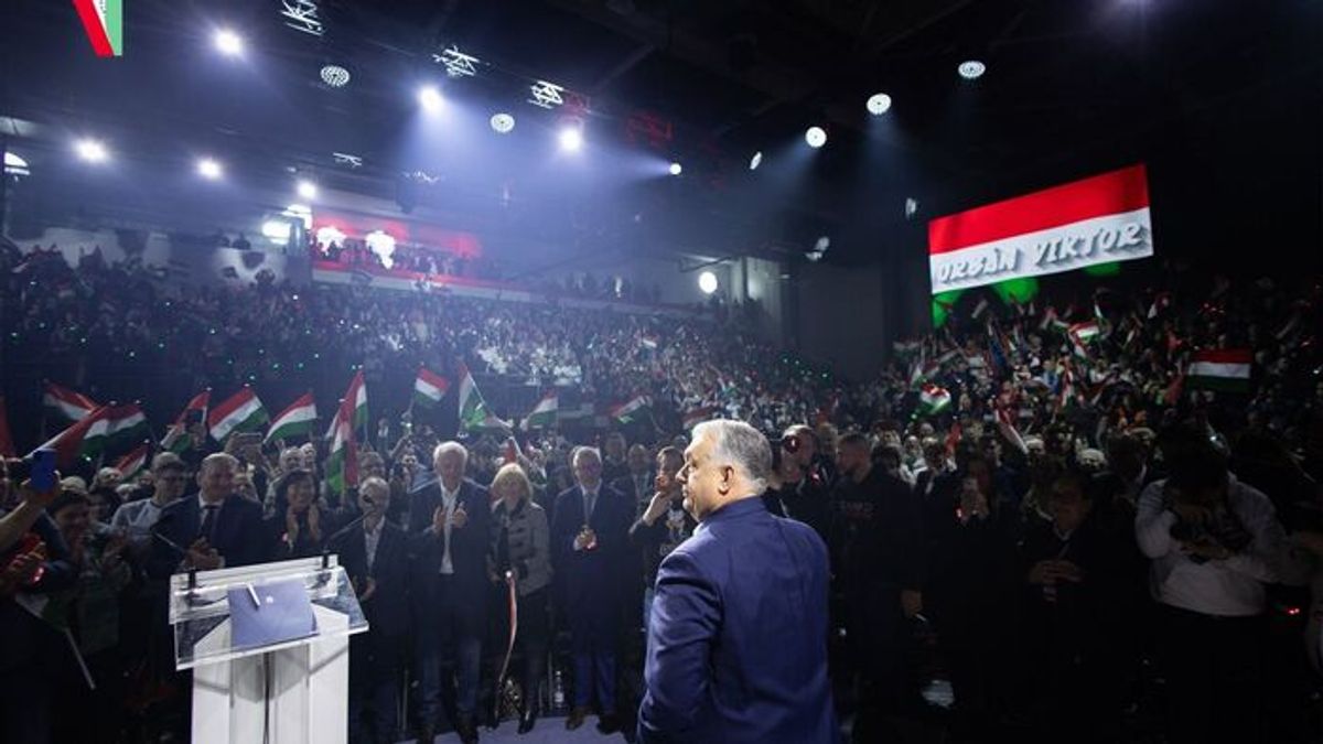 PM Orban: Only Fidesz Can Keep Hungary Out of War + Video