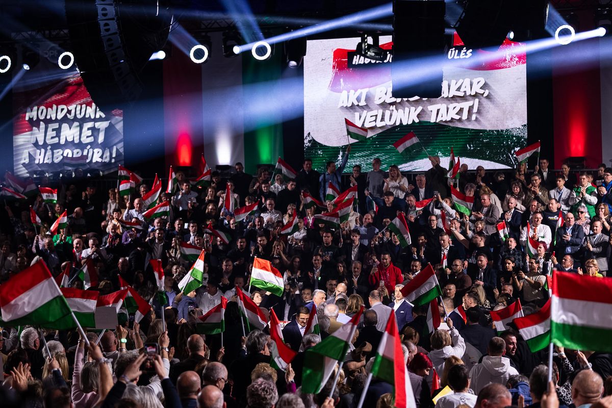 DPK Esztergom
Fidesz kampány
Orbán Viktor