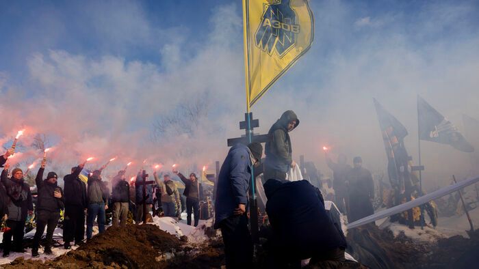 A Dinamo Kijev Futballklub ultratagjának temetése
