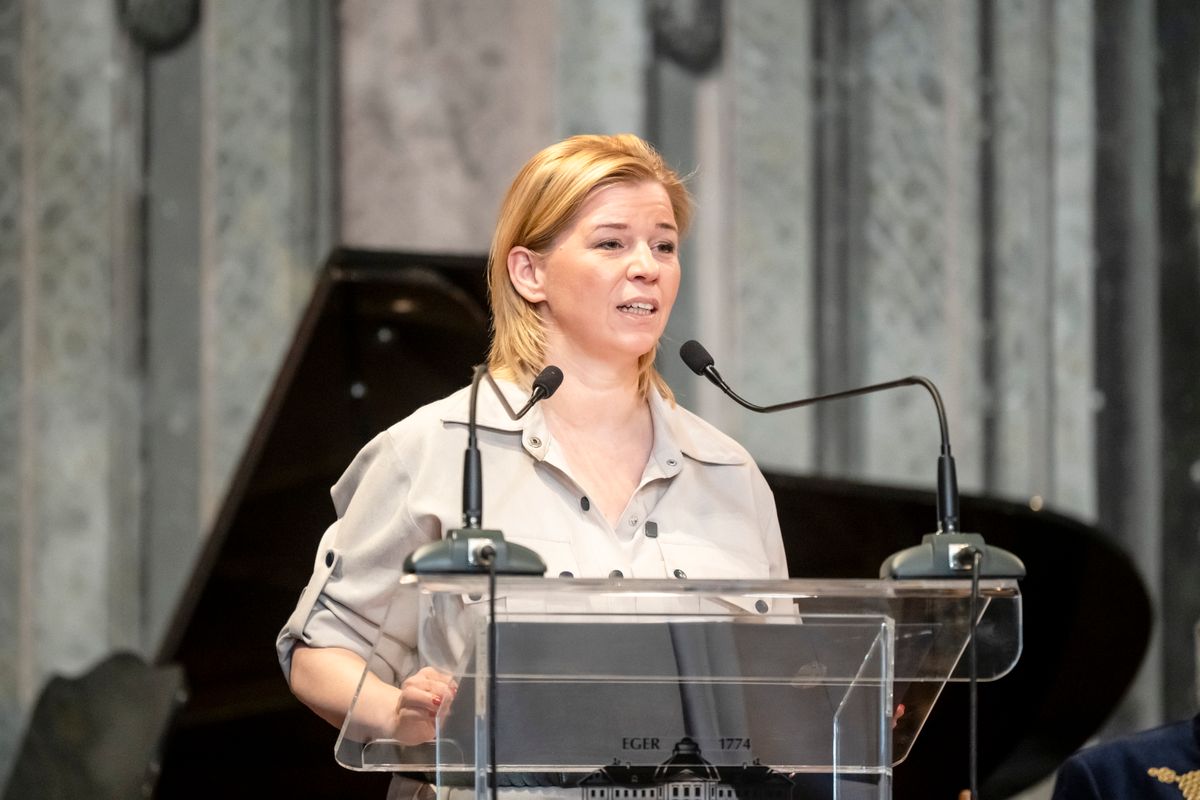 Eger, 2026. február 13.
Varga-Bajusz Veronika, a Kulturális és Innovációs Minisztérium felsőoktatásért, szak- és felnőttképzésért, fiatalokért felelős államtitkára beszédet mond az egri Eszterházy Károly Katolikus Egyetem oklevélátadó díszünnepségén 2026. február 13-án.
MTI/Komka Péter
