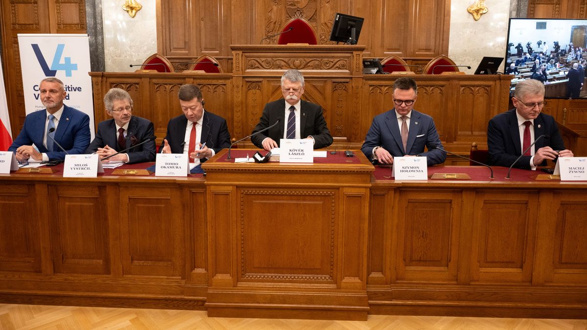 Budapesten tanácskoztak a V4-ek parlamenti vezetői