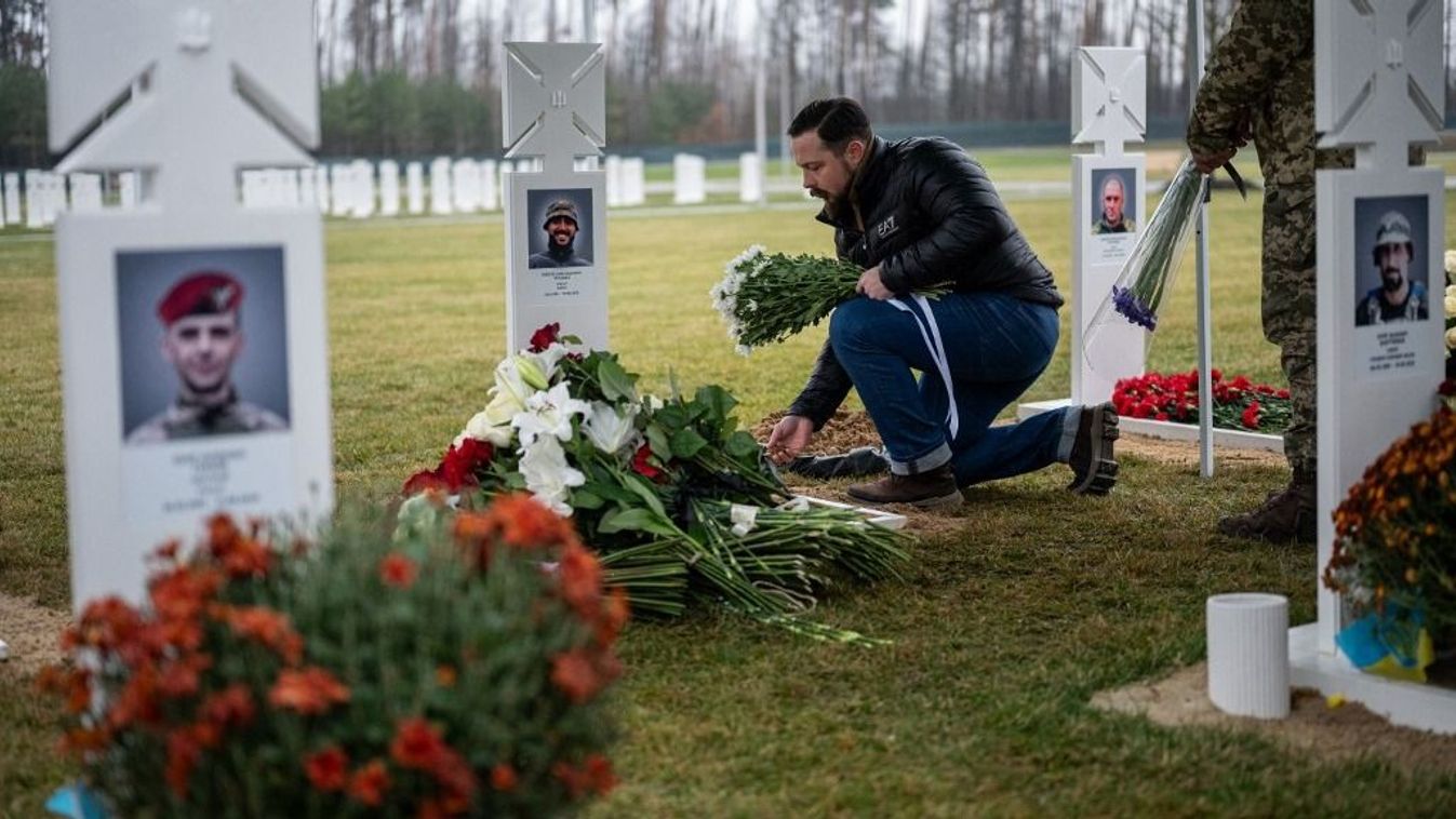 Harcban elesett ukrán katonák sírjai