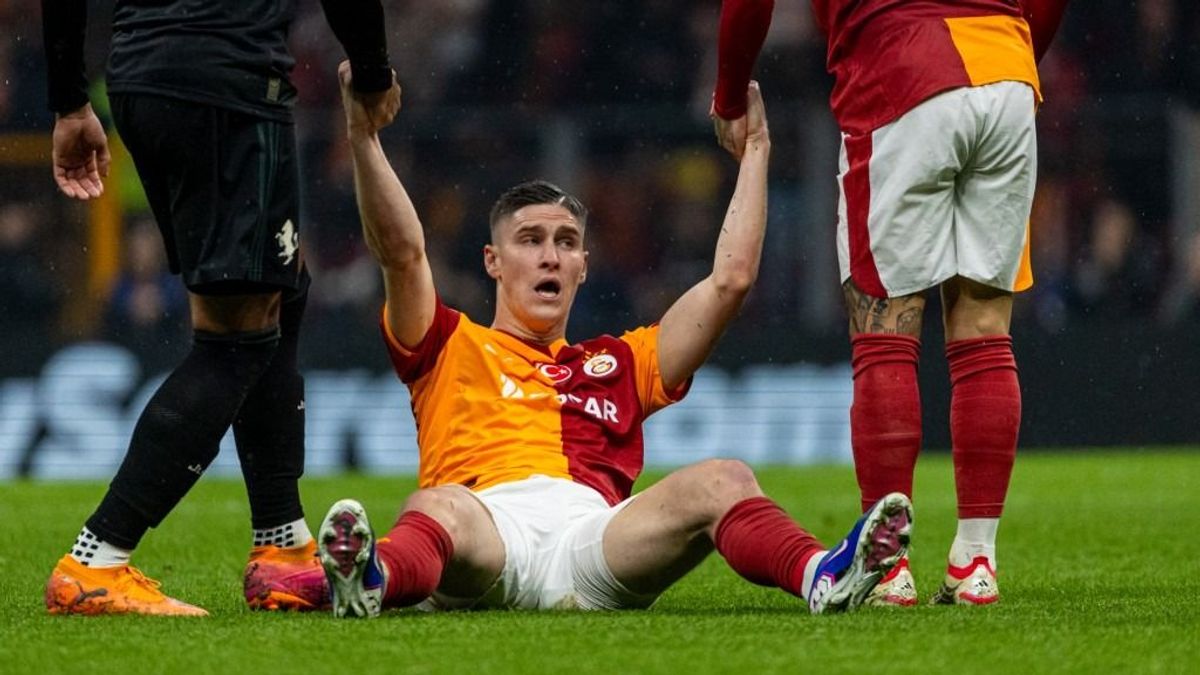 Sallai Roland megkapta a magáét, a törökök kispadra ültetnék a Galata kudarca után