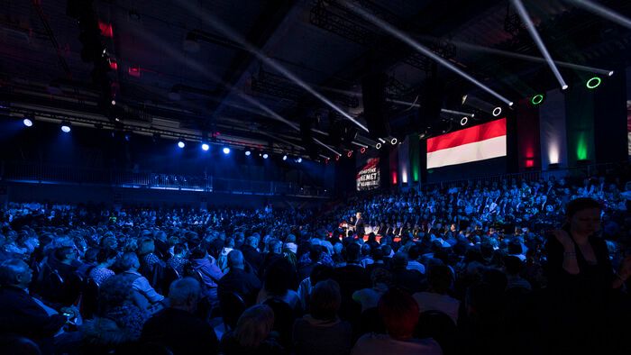 DPK Esztergom
Fidesz kampány
Orbán Viktor