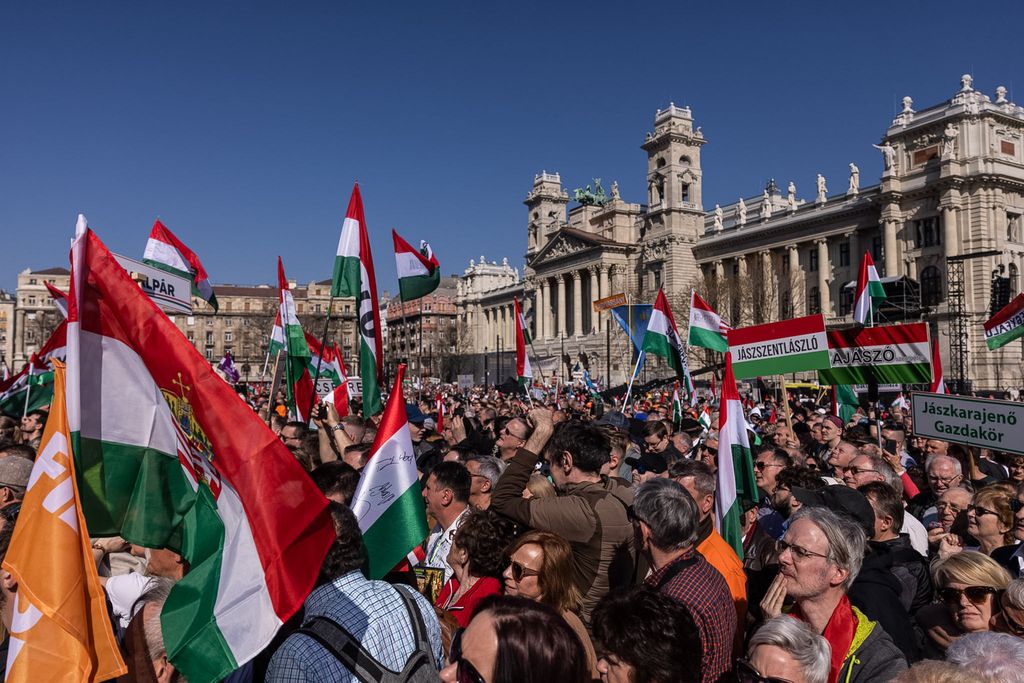 Kossuth tér március 15.
