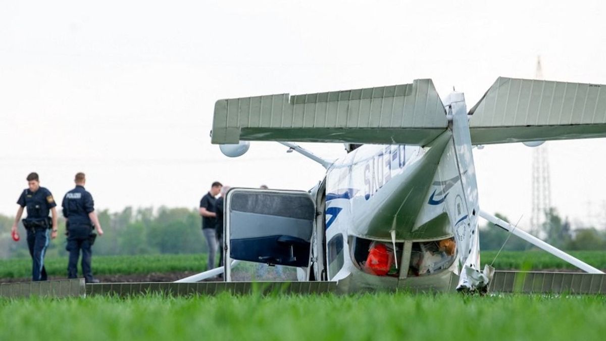 Egyre többen menekülnek a mozgósítás elől – egy ukrán férfi kisrepülővel szökött át Romániába + videó
