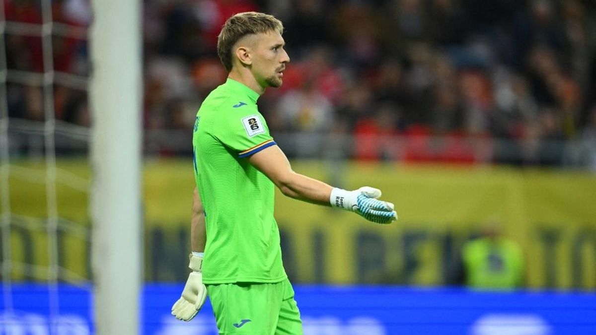 Teljes a káosz Romániában, a válogatott sztárja önhatalmúan kezelte vitatott sérülését