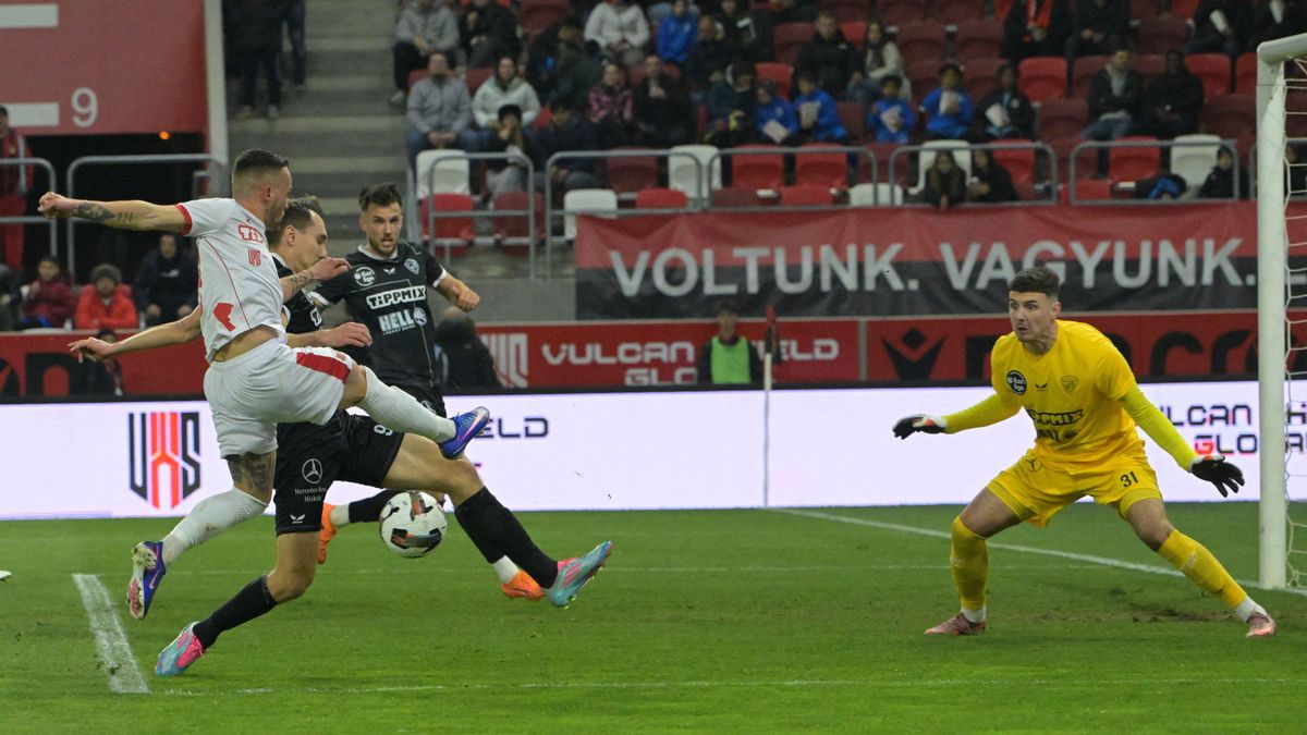 A Diósgyőr kapusának Megyeri Gábornak többször védenie kellett a Honvéd játékosainak lövéseit