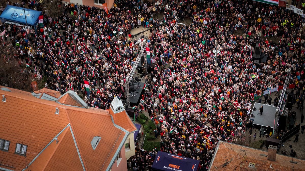 Orbán Viktor országjárás
Hódmezővásárhely
kampány
választás
Miniszterelnöki Kommunikációs Főosztály