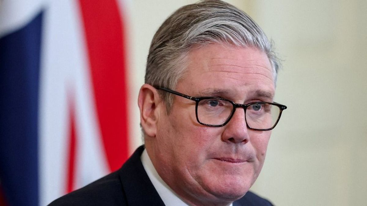 Szorul a hurok Keir Starmer nyaka körül