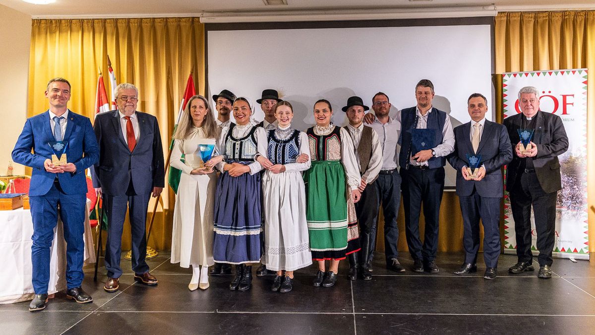 A haza védelme nem csupán a határok védelme, legalább ilyen fontos az értékek, a hagyomány és az identitás őrzése is