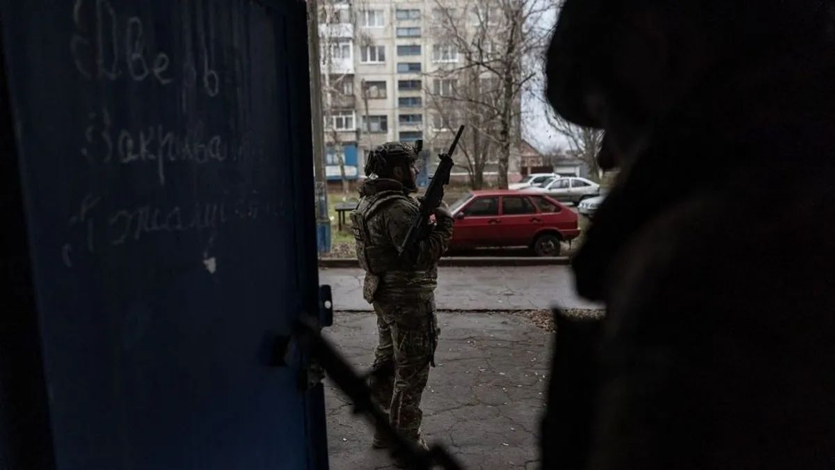 Ukrajnai terror: katonai toborzók rabolják el a férfiakat a közterületekről + videó