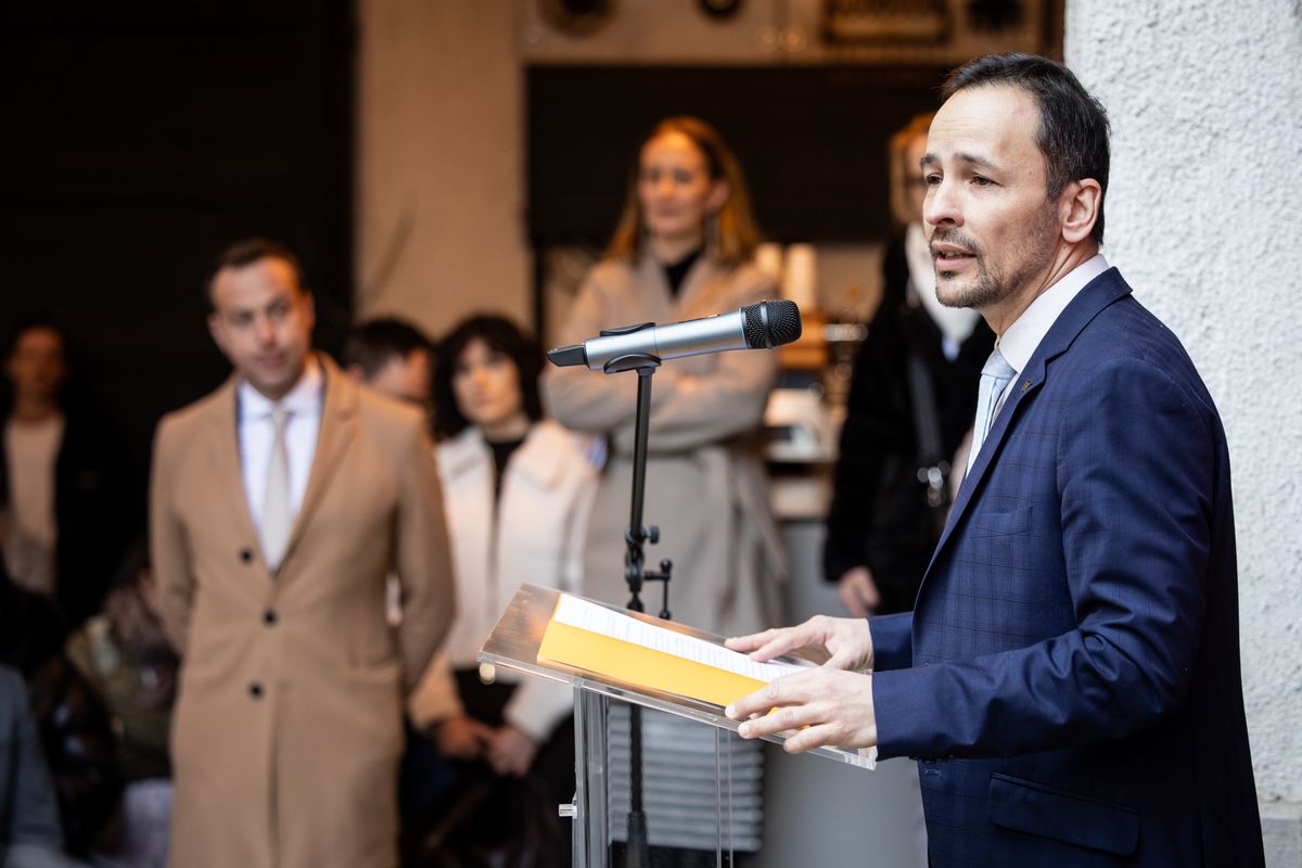 Fő a kávé kiállítás megnyitója