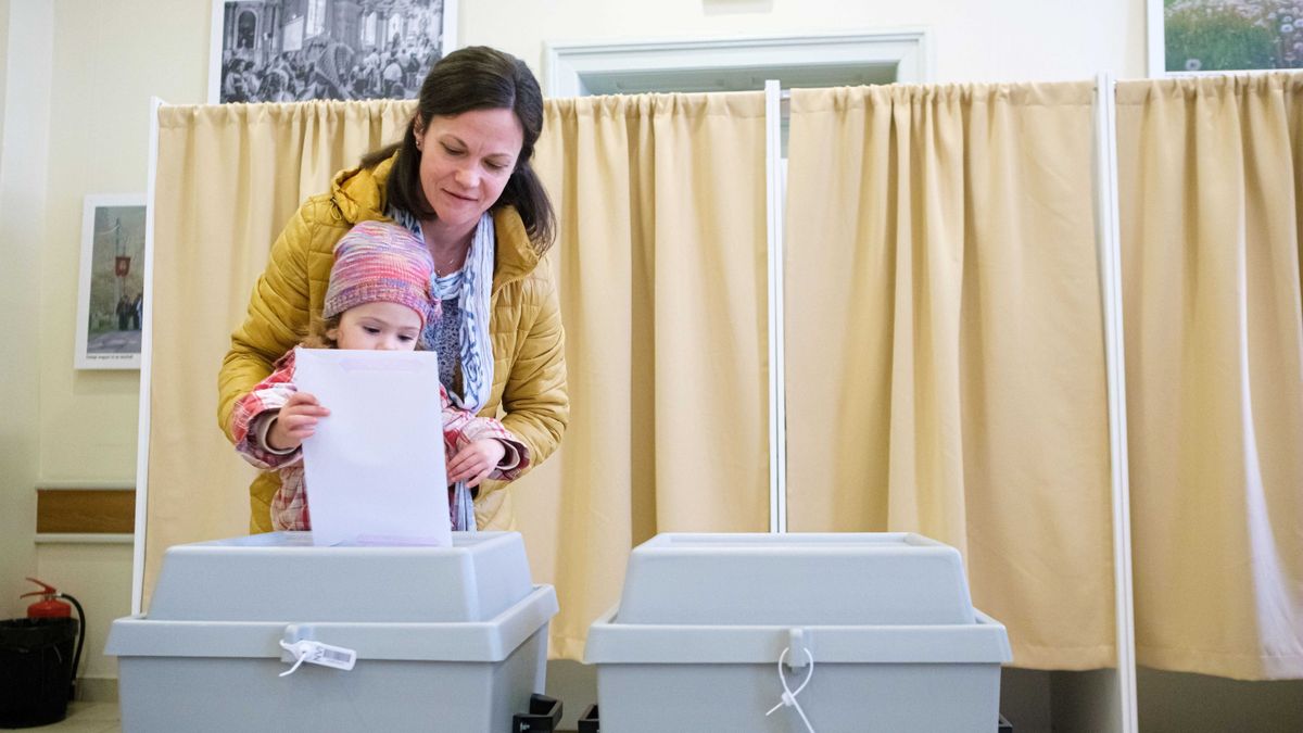 Mától lehet leadni a levélszavazatokat a kijelölt külképviseleteken