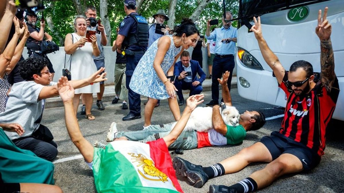 Iráni női válogatott: Trump is közvetít, öt játékos megmenekült, a többiekre pokol vár