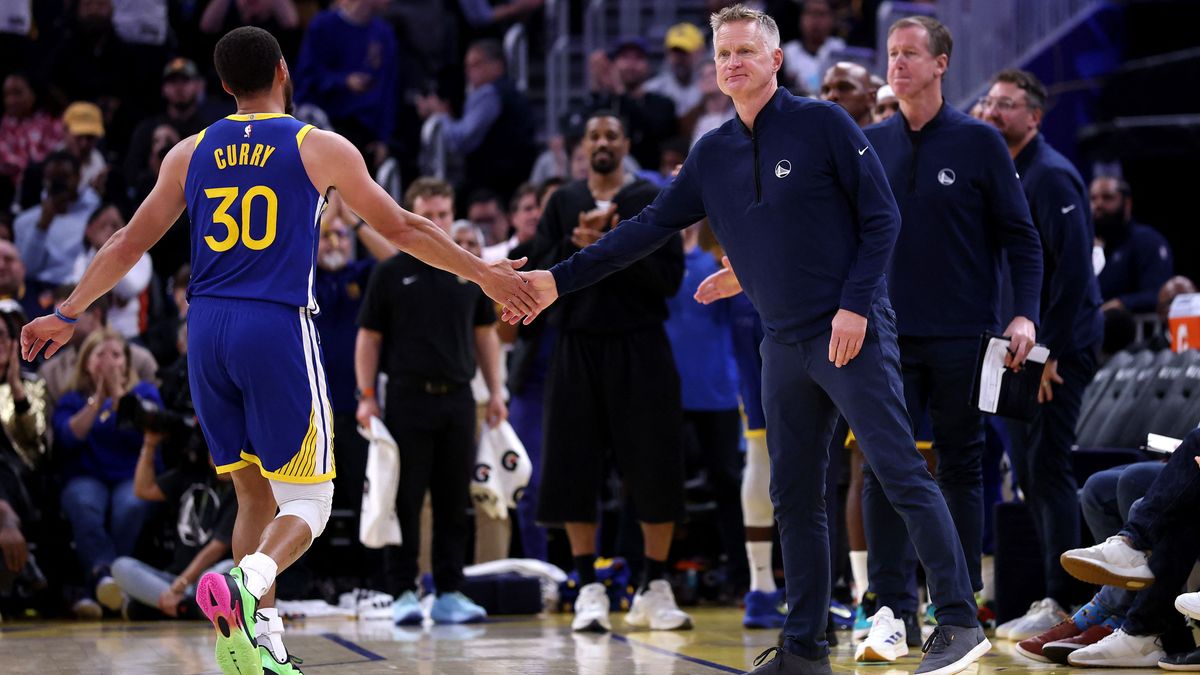 Steve Kerr és Stephen Curry számtalan győzelmet hozott össze a Golden State Warriorsnak