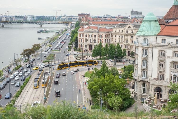 budai fonódó villamos