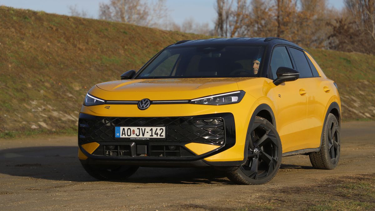 Az igazi népautót még benzin hajtja - Volkswagen T-Roc 1.5 eTSI R-line teszt