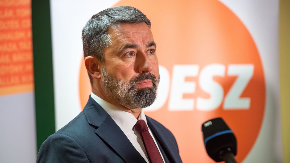 Hidvéghi Balázs: Példátlan és elképesztő az ukrán elnök fenyegetése + videó