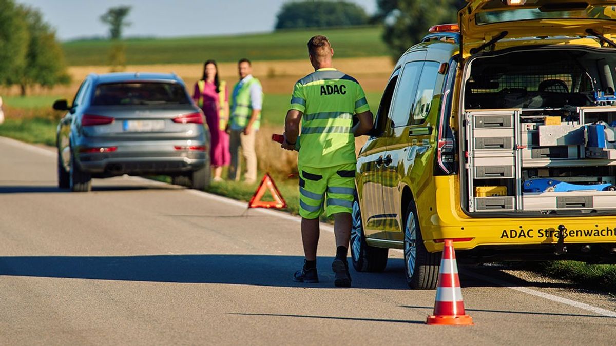 Lesújtott a bonyolult autók átka: egyre több az útszéli lerobbanás
