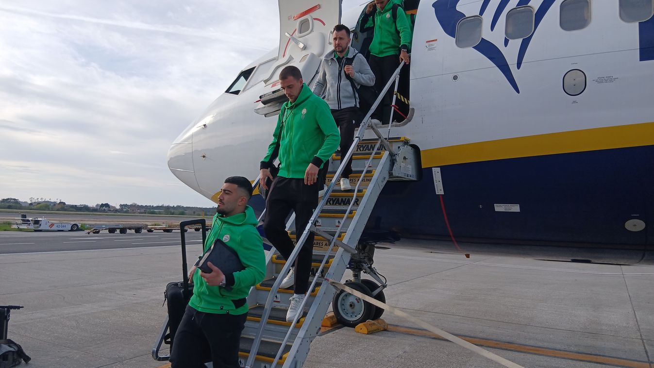 Robbie Keane 
játékosai nagy utat tettek meg