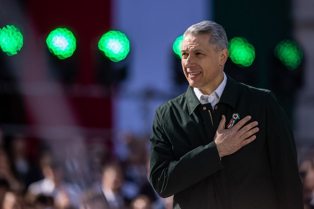 Kossuth tér március 15. Lázár