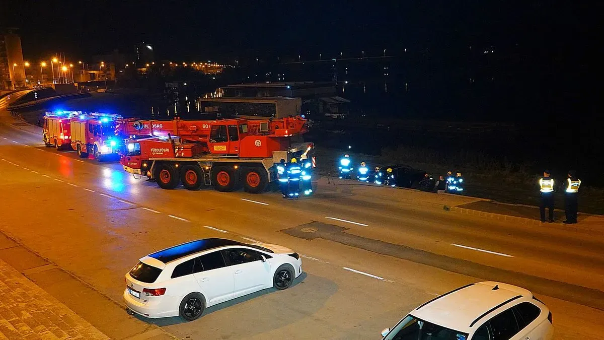 Autót kellett kihalászni a Tiszából Szegeden