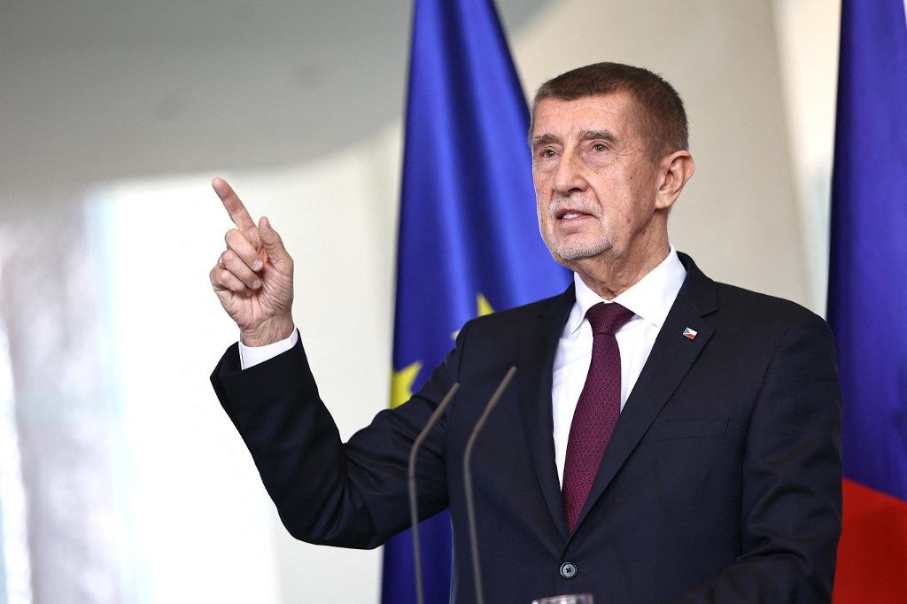 A pardubicei ipari övezetben történt tűzeset után az állambiztonsági tanács ülést tartott, amelyet követően Andrej Babis, Csehország miniszterelnöke felszólította a vállalatokat, hogy korszerű technológiákkal erősítsék meg telephelyeik védelmét