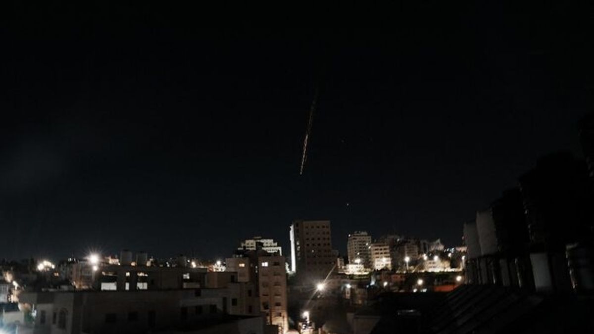 Evacuation of Hungarians from the Middle East Continues + Video