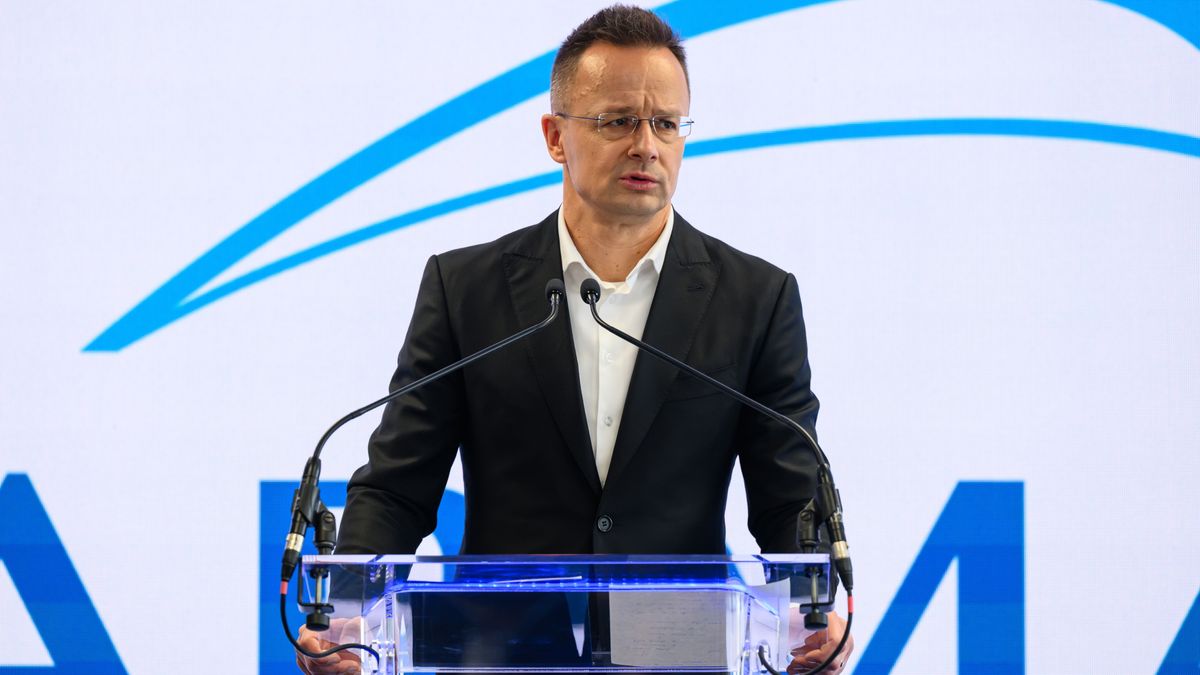 Szijjártó Péter: Ha nem lesz nemzeti szuverén kormányzás, minden elveszhet