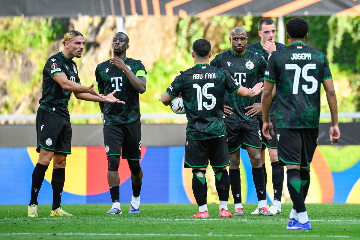 Braga, 2026. március 18.
A Ferencváros játékosai a harmadik portugál gól után a labdarúgó Európa-liga nyolcaddöntőjében játszott SC Braga - Ferencvárosi TC visszavágó mérkőzésen a Braga Városi Stadionban 2026. március 18-án.
MTI/Bodnár Boglárka