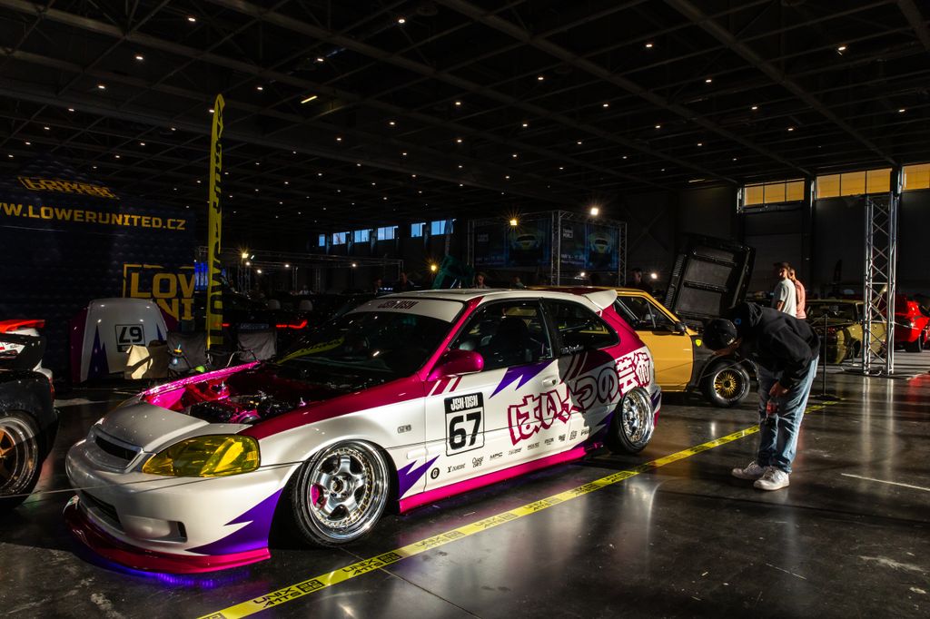 Autó, motor és Tuning Show AMTS