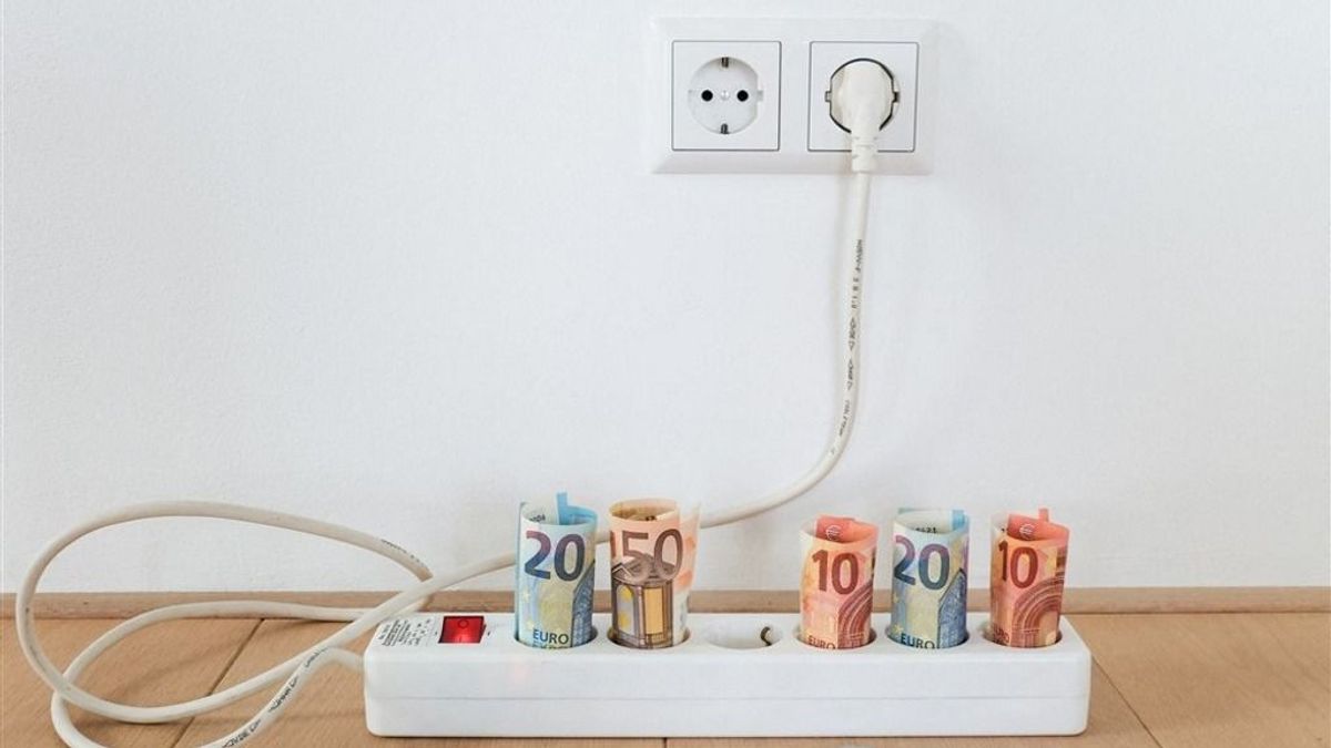 Rezsiköltségek: riadót fújt a brit ellenzék vezetője