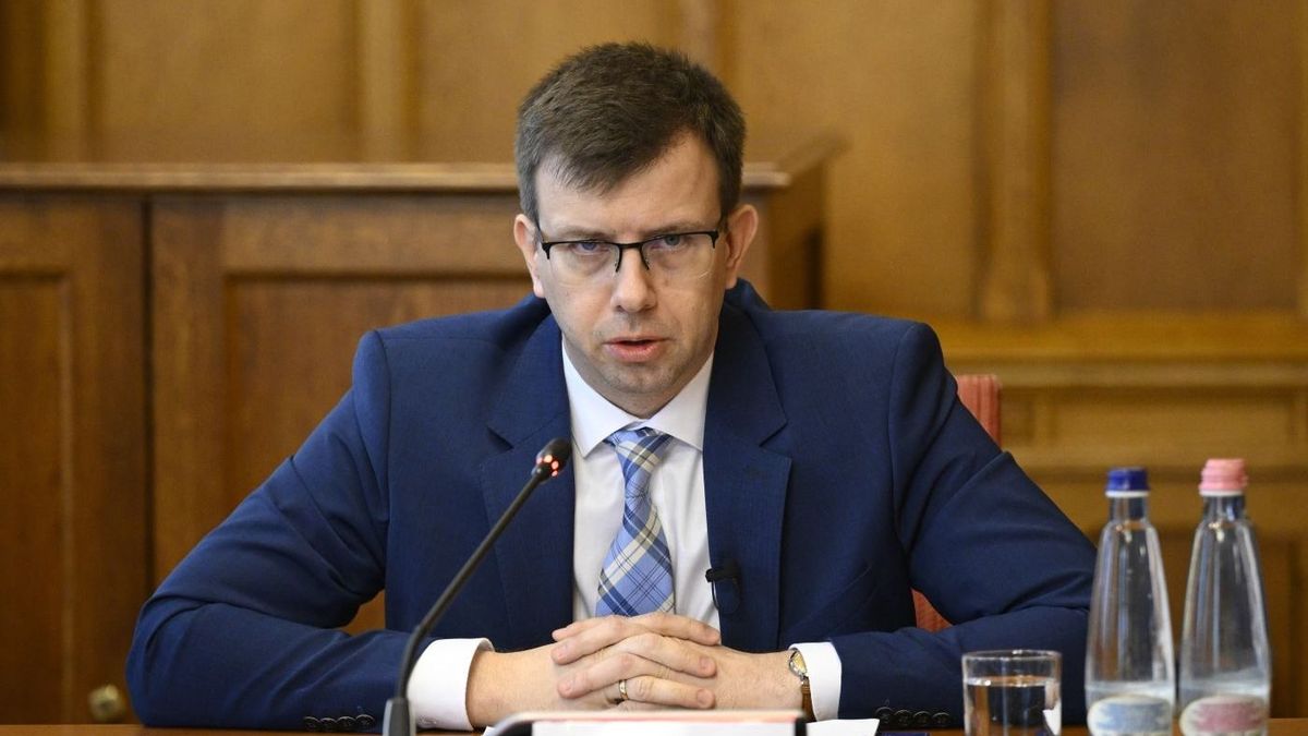 Bóka János ultimátumot adott: Amíg nincs olaj, addig nincs pénz