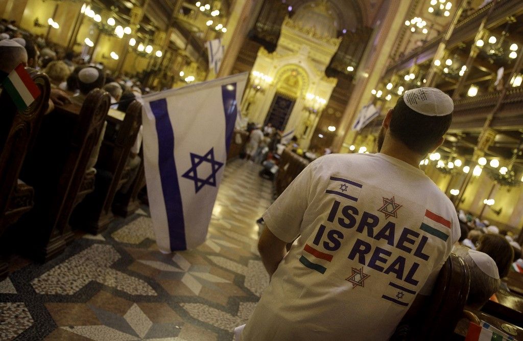 Izrael Magyarországi Nagykövetsége, amelyben aggodalmát fejezte ki a náci szimbólumok megjelenítésével vagy használatával kapcsolatos esetek miatt (Fotó: AFP illusztráció)