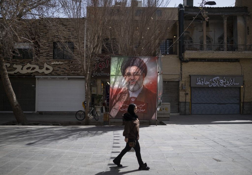 Életben van az iráni legfelsőbb vezető, Modzstaba Hamenei (Fotó: AFP)