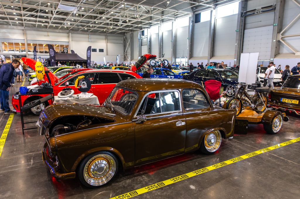 Autó, motor és Tuning Show AMTS