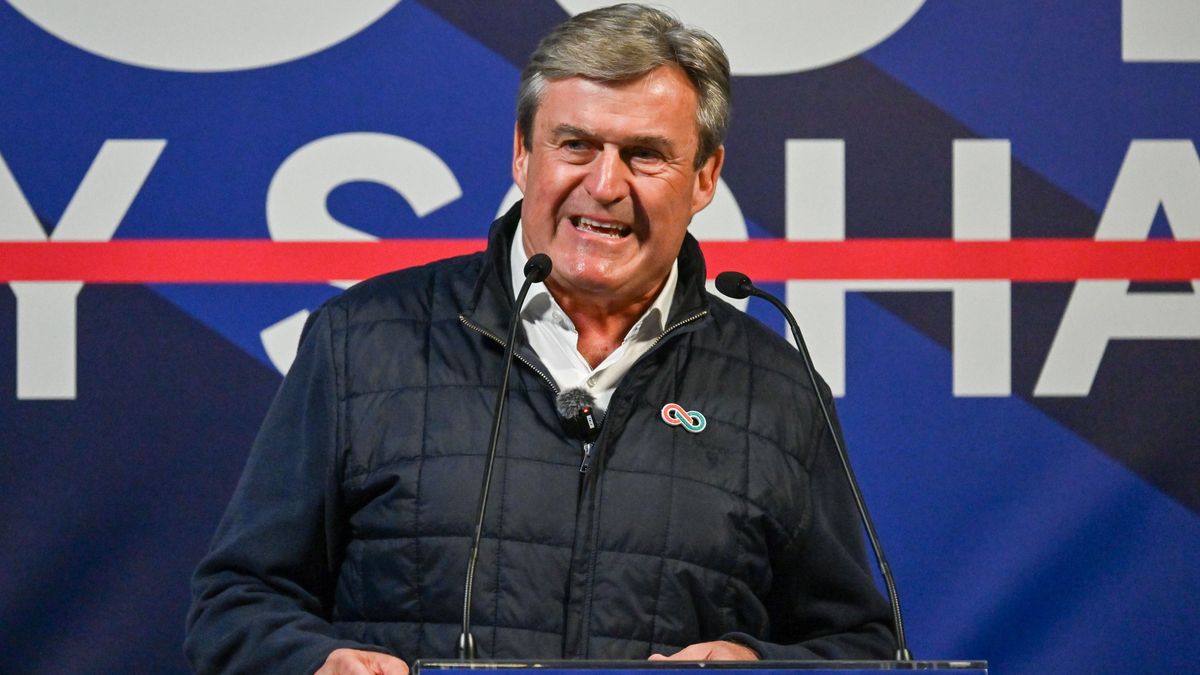 Kapitány István nem titkolja: ha jön a Tisza, jön az ezer forintos benzin + videó