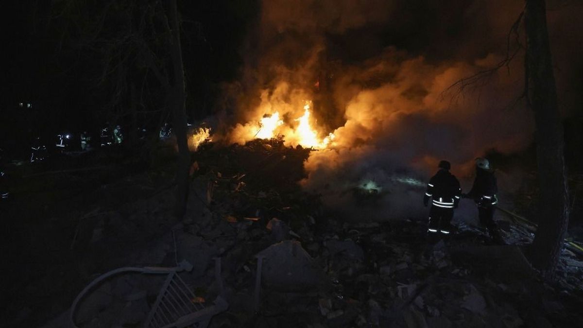 Több orosz régiót ért álmában ukrán légicsapás