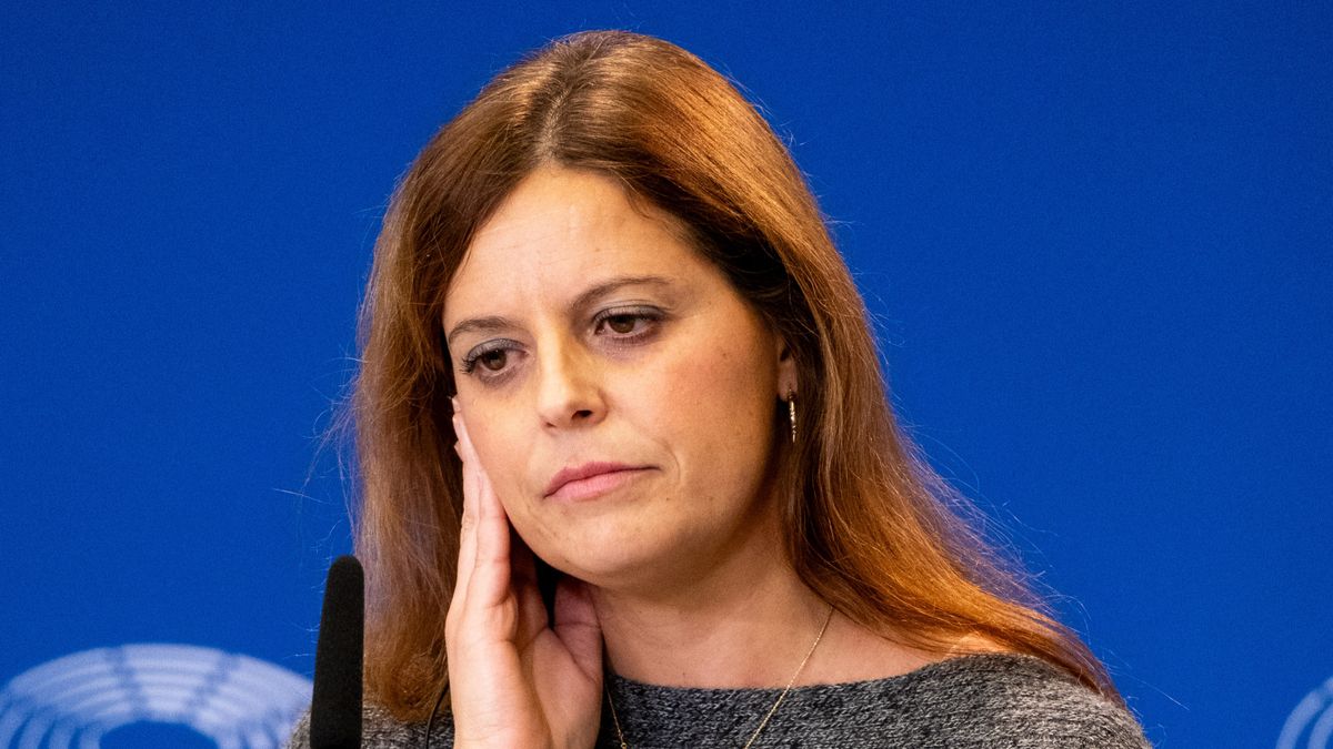 Rendőrállamot kiált, miközben a múltja üldözi, szorul a hurok az Antifa-aktivista körül