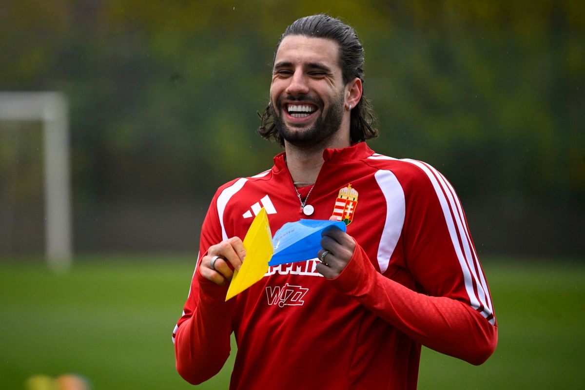 A magyar válogatott idei első mérkőzése előtt a hangulatra nem volt panasz Telkiben, Szoboszlai Dominik is jókedvűen készül